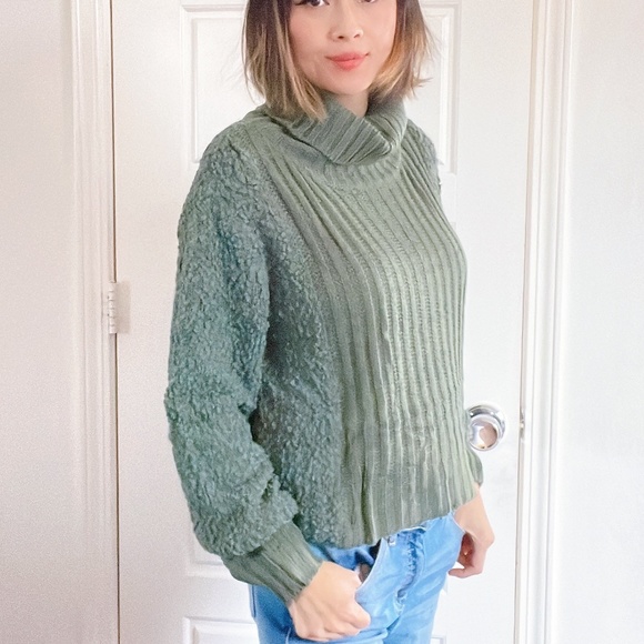020 Cozy Green Cowl Neck Boucle Knit Sweater Top - Picture 6 of 11